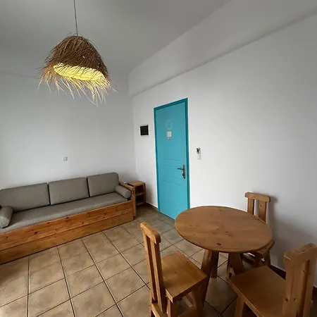 Aparthotel Livadia A *